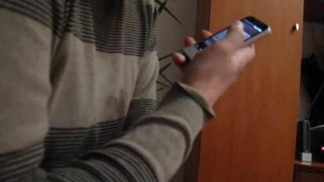 Кири (смешной клон Siri) смотреть онлайн