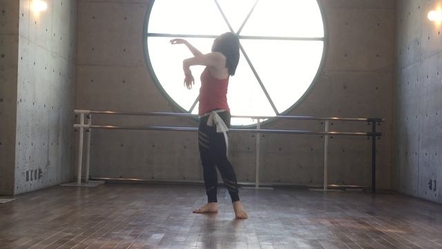 Latifa dances Lubna baladi2020 смотреть онлайн