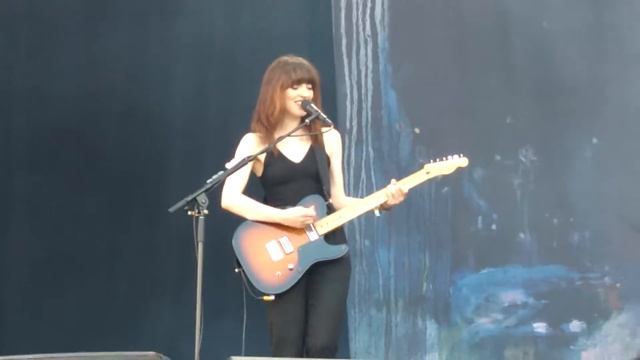 Daughter - Youth, FOSSA @ Osheaga 2016 смотреть онлайн