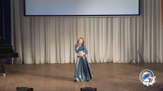 Люба Дворнишина "Джин" смотреть онлайн