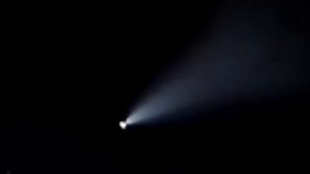 СЕГОДНЯ УТРОМ! НЕОПОЗНАННЫЙ ОБЪЕКТ ВОРВАЛСЯ В ВОЗДУШНОЕ ПРОСТРАНСТВО РФ! ОЧЕВИДЦЫ В Ш.ОКЕ! смотреть онлайн