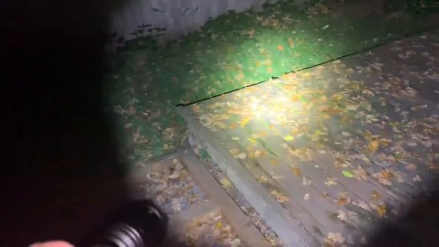 Klarus XT11 1060 lumen beamshots смотреть онлайн