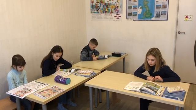 Разучивание песни Клуб Хочу в Лондон 2021 смотреть онлайн