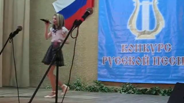 Волошановская Ксения -Хуторянка смотреть онлайн