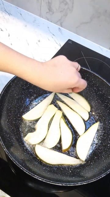 Bruschetta / Брускетта с грушей 🍐 рецепт. Новогодние рецепты. #shorts #bruschetta #брускетта смотреть онлайн