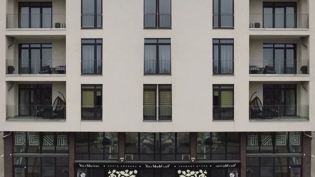 Сучасна архітектура Львова. Modern architecture of Lviv, 🇺🇦 Ukraine. Mavic mini. Mirror effect. смотреть онлайн
