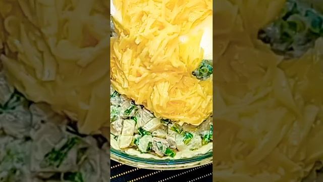 ЛУКОВЫЙ ПИРОГ.Это вам и завтрак, и обед, и ужин. #рецепты #еда #food #shorts смотреть онлайн