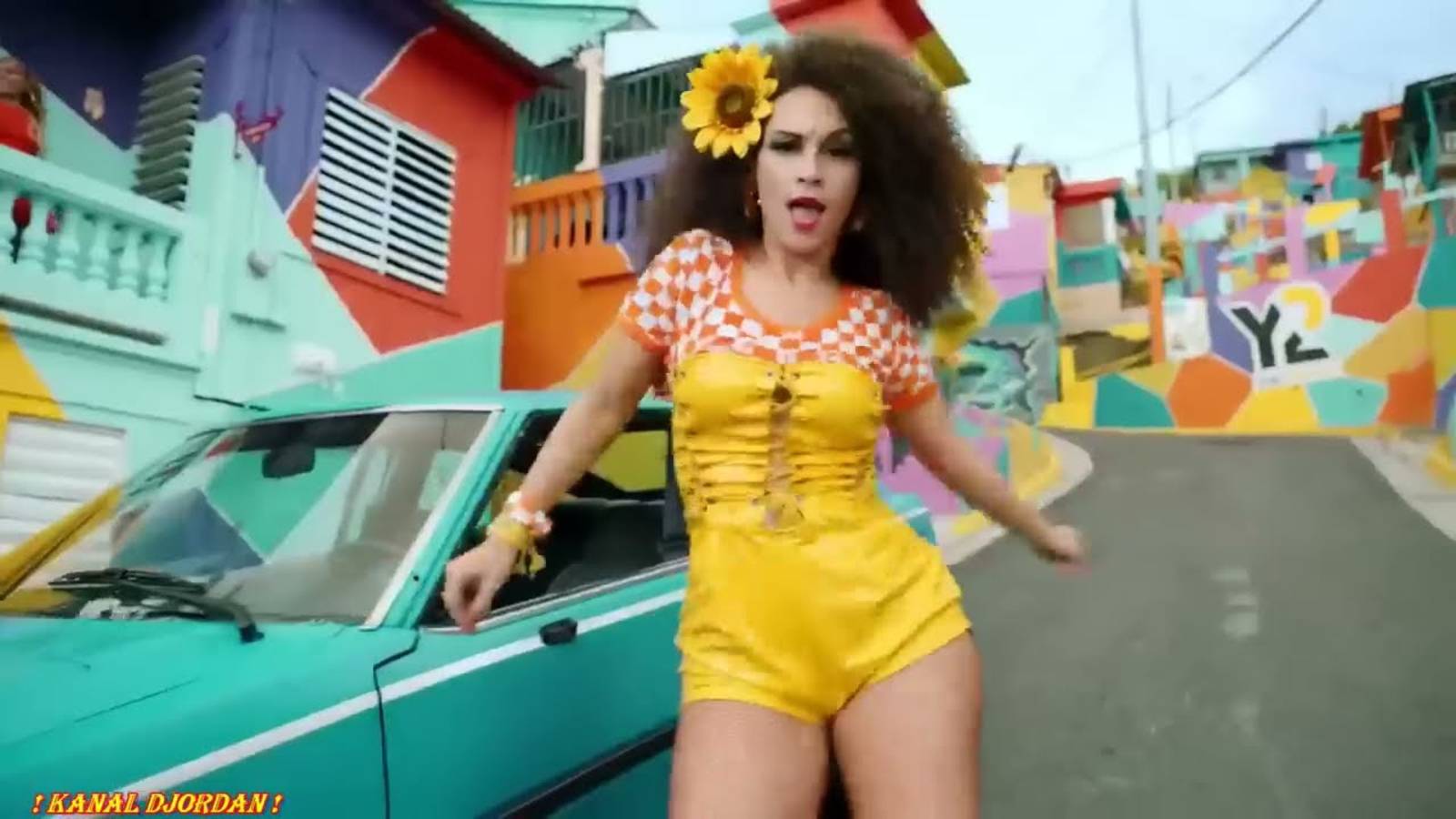 John.E.S - Dancing Under The Moon ( Style Disco )