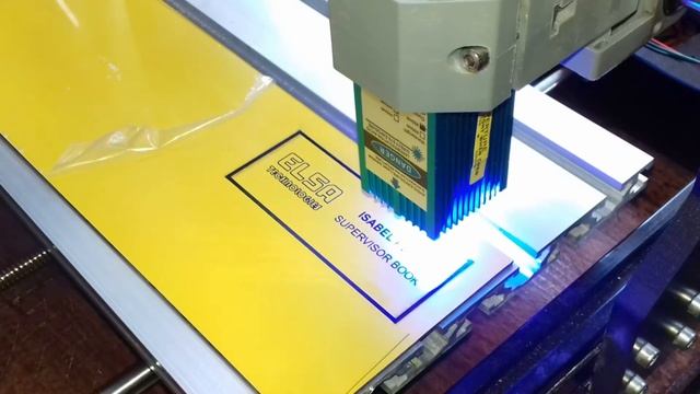 CNC 3018 Pro |Grabado y Corte Láser de Tarjetas de presentación |Graboplac | 15 W |2020 смотреть онлайн