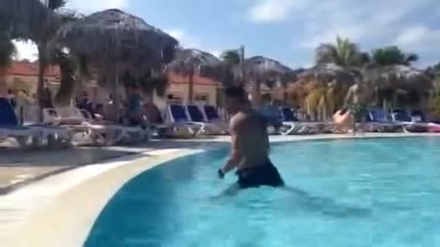 Pool jump BJ penn tribute смотреть онлайн