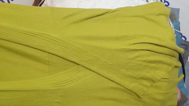 Мешок № 2982. ТОНКИЕ Свитера Крем. Австрия. Арт 3078. Вес 30 кг. Кол-во 106 шт смотреть онлайн