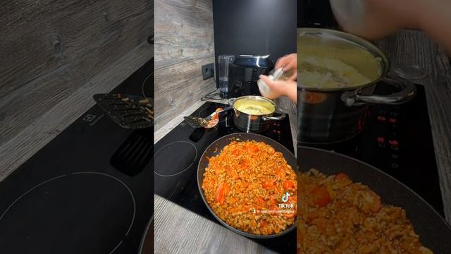 Очень похоже на пастуший пирог, получилось вкусно и интересно. #cooking #viral #recipe #foodlover смотреть онлайн