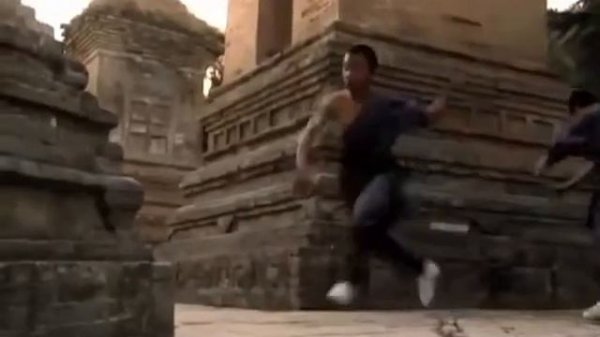 Kung Fu school, eyes open 5