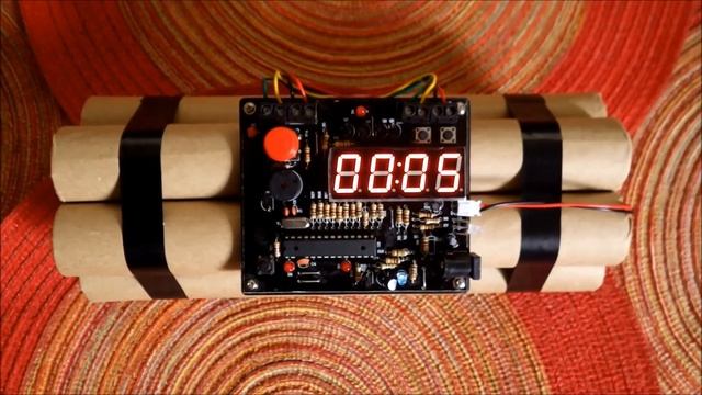 Dynamite Alarm Clock смотреть онлайн
