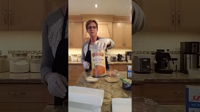 Low Guilt Cooking Pork Schnitzel смотреть онлайн