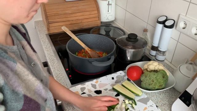СУПЕР МОТИВАЦИЯ на уборку и готовку!/ Понедельник-день тяжёлый! Дела по дому/ Убирайся со мной! смотреть онлайн