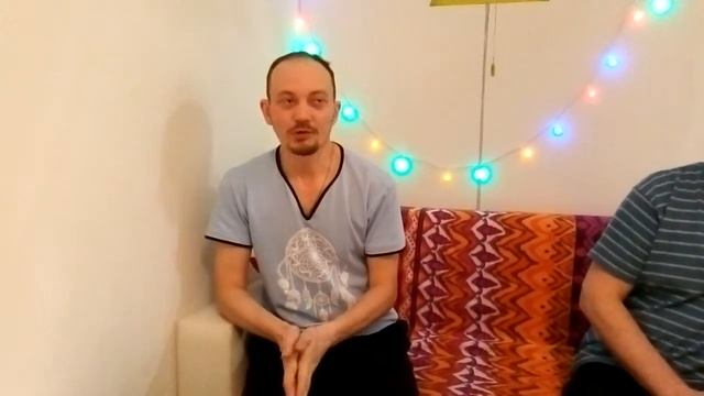 Хостел "Чердак". Наши студенты - отличники смотреть онлайн