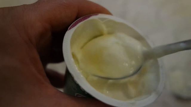 Zott Sahne Joghurt Zitrone Mascarpone Duett Unboxing смотреть онлайн