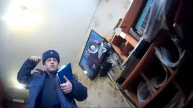 У тебя фамилия "Абдуллаев", а я - Прудников и поля спелых одуванчиков с сачком не сторожил! смотреть онлайн