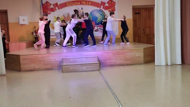 Танцевальный коллектив Даниила Дуванского смотреть онлайн