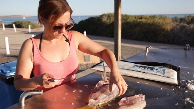 Mini Fish Chilla | Fish Cooler Bag смотреть онлайн