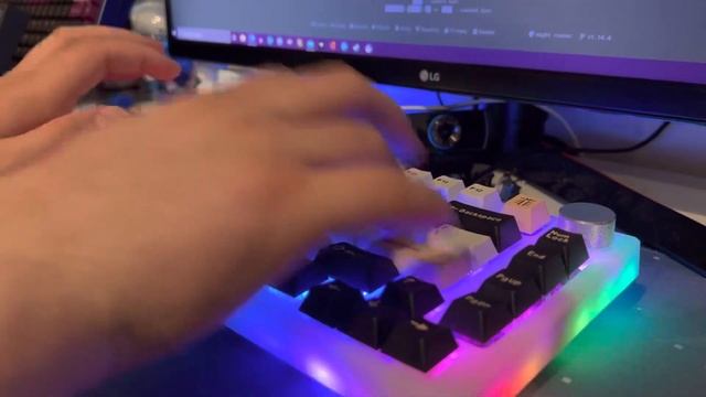 Budget Creamy Keyboard смотреть онлайн