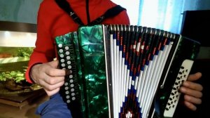 Разбор припевок Сормача.От простого к сложному.Игра на гармони.