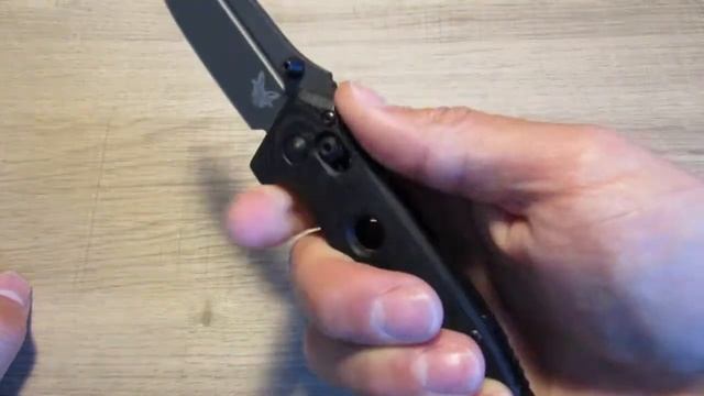 Benchmade Mini Adamas: Knife Overview