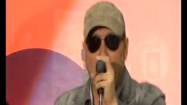 ВАСЯ ПРЯНИКОВ "БЕРЕГА", Live in Paris, 10.12.2009 смотреть онлайн