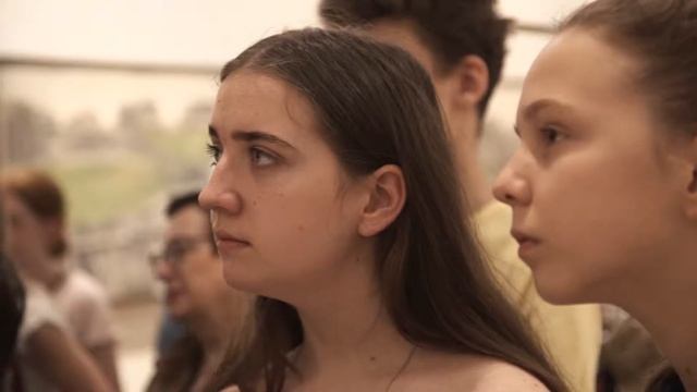 Приобщаем детей к культуре. Выставка «Эпоха модерна» смотреть онлайн