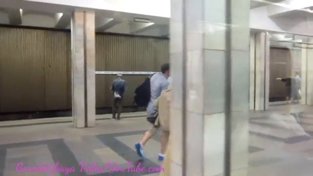 На ЕЖе от Полежаевской до Тушинской смотреть онлайн