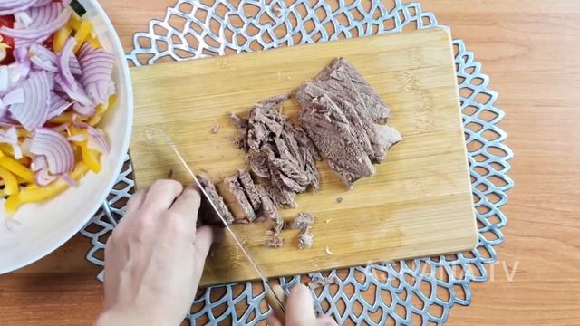 Весенний салат. Қазақша рецепт. Өте жеңіл әрі құнарлы салат. смотреть онлайн