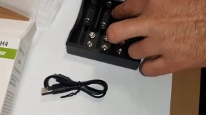 Unboxing HTRC CH4 Smart Universal Battery Charger