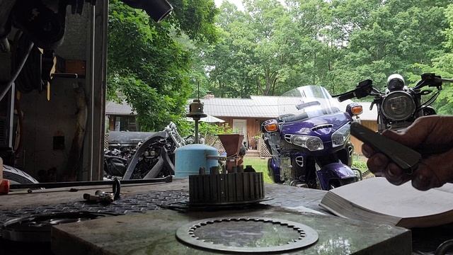 Yamaha Vmax 1200 Clutch replacement. смотреть онлайн