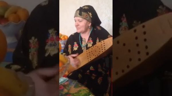 На пандуре аварская песня
