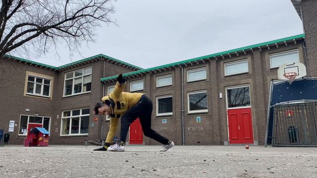 CAPOEIRA LEG SWITCH ‘N KICK IMPRO смотреть онлайн