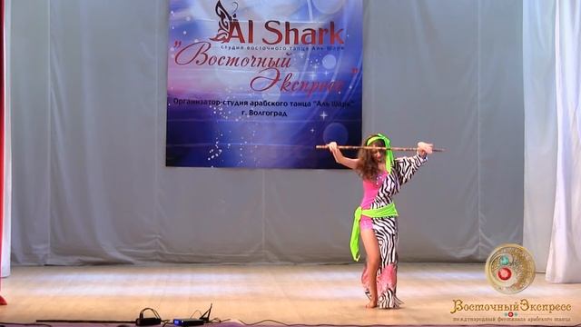 Nataliia Gorshkova. Shaabi with cane смотреть онлайн