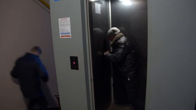 Нападение в лифте | Уроки Самообороны смотреть онлайн