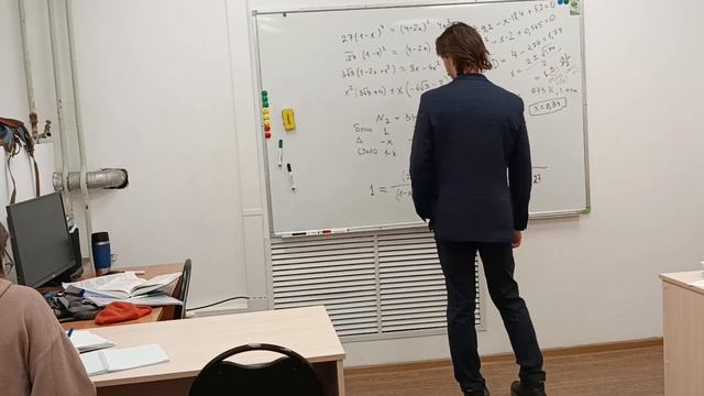 11 класс. Задача ВсОШ: Нарушается ли принцип Ле Шателье? смотреть онлайн