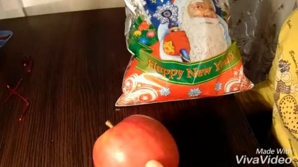 Подарили мешок конфет! Обзор