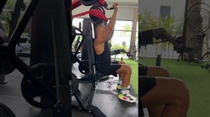 Жим вверх в хаммере