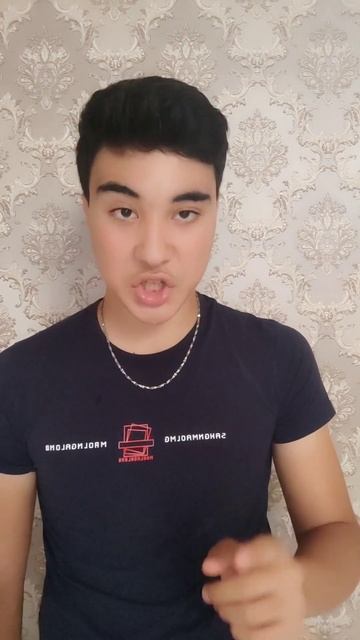Парень Учит Английский ! Подпишись 👇 смотреть онлайн