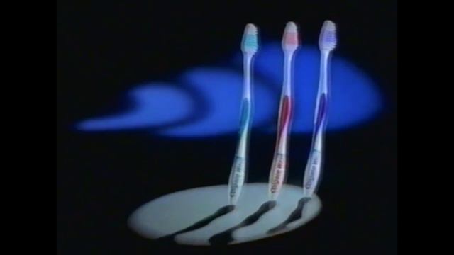 Colgate Wave Commercial смотреть онлайн