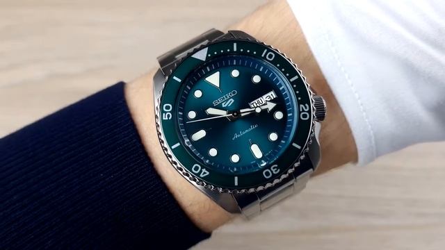 SEIKO 5 SPORTS с бирюзовым циферблатом SEIKO SRPD61K1 смотреть онлайн