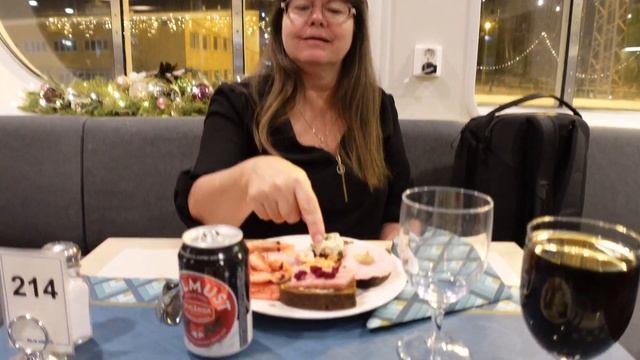 Silja Symphony - Julbord 2022 och lite annat смотреть онлайн