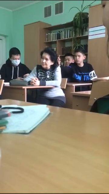 Учительница довела ученика до его умственной силы смотреть онлайн