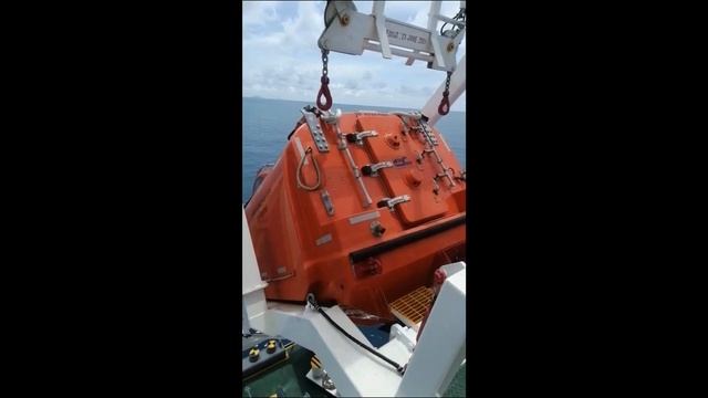 FREEFALL LIFEBOAT LAUNCHING | RAYCE TV смотреть онлайн