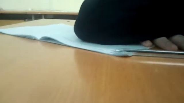 Спящий красавец Семеняк Иван спит на уроке алгебры вот вам и 9 класс смотреть онлайн