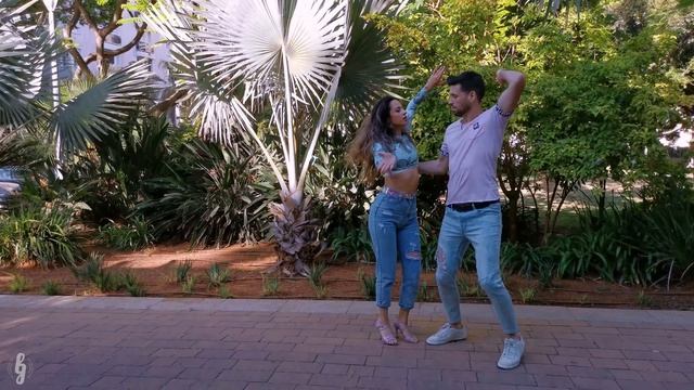 Una Mentirita Luis Vargas X Henry Santos Daniel y Tom Bachata Improvisation смотреть онлайн