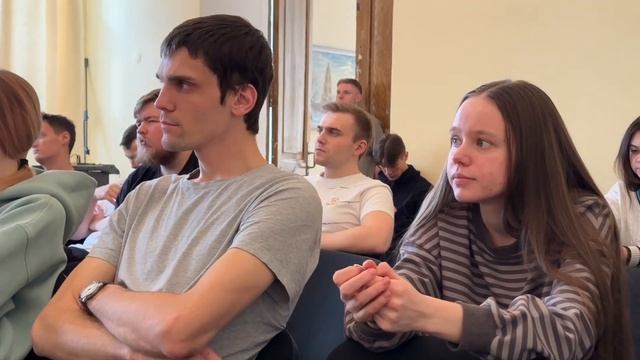 Слет проекта ПСТГУ «Время уметь спасать» в Калужских духовных школах смотреть онлайн